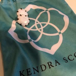White Stud Kendra’s